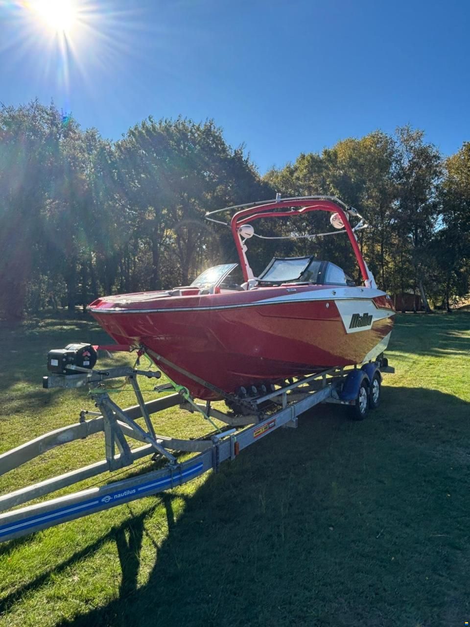Malibu M220