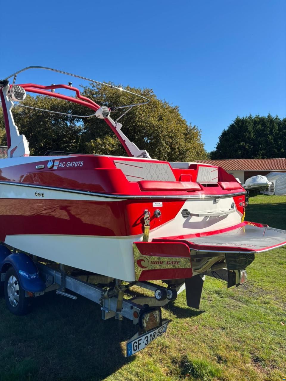 Malibu M220