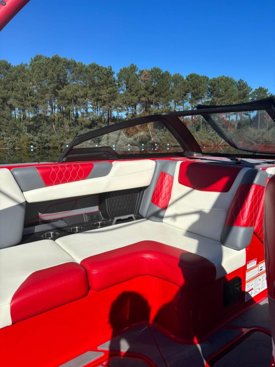 Malibu M220