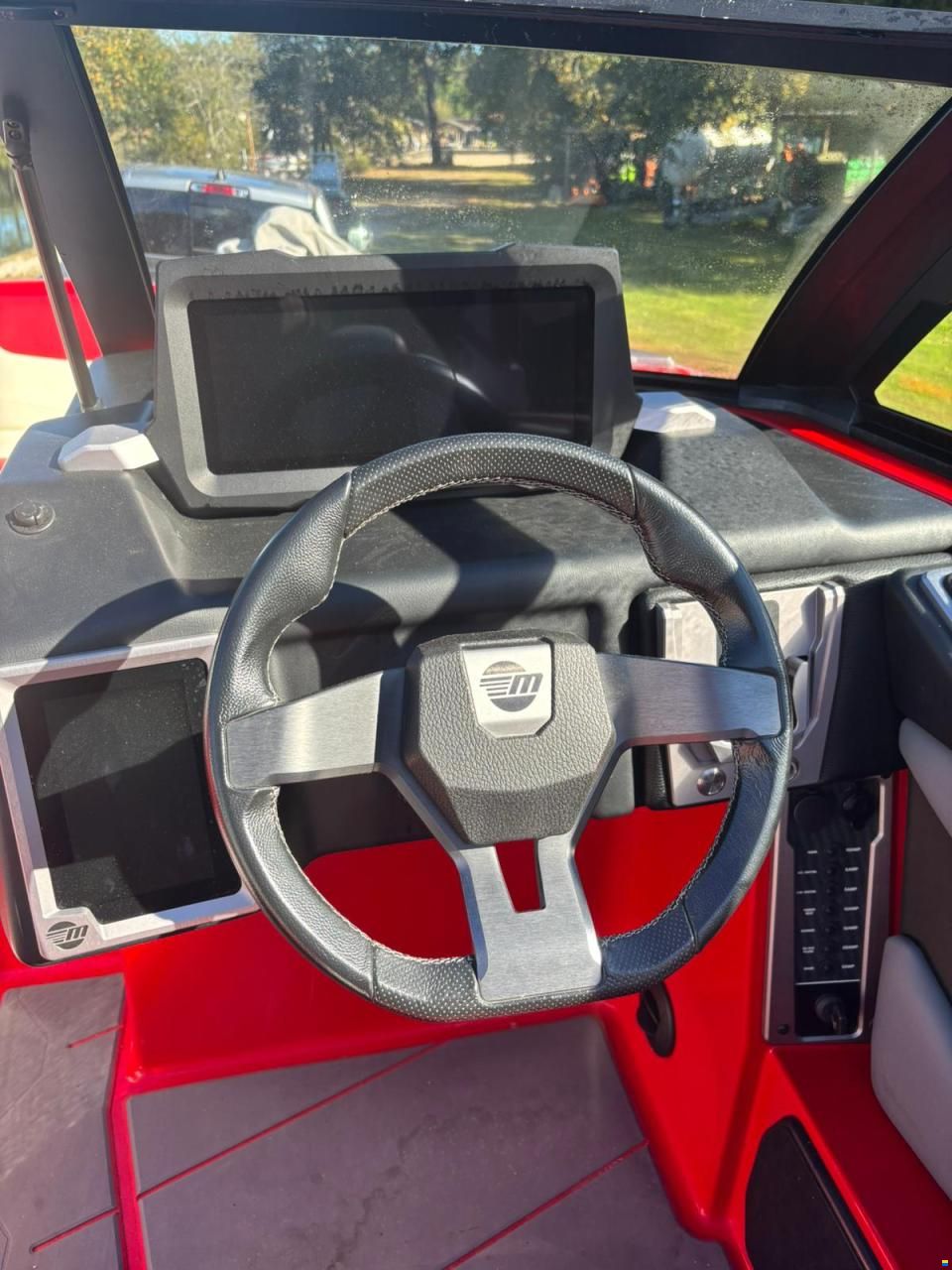 Malibu M220