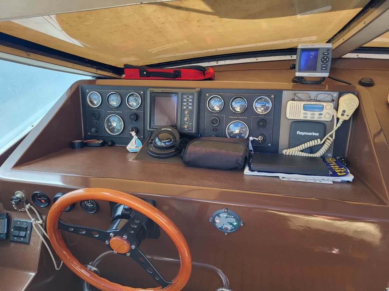 Azimut 32