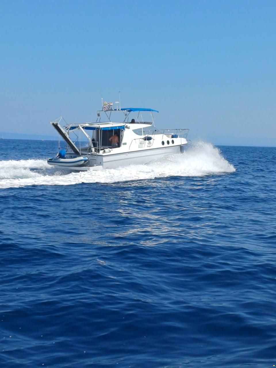 Azimut 32