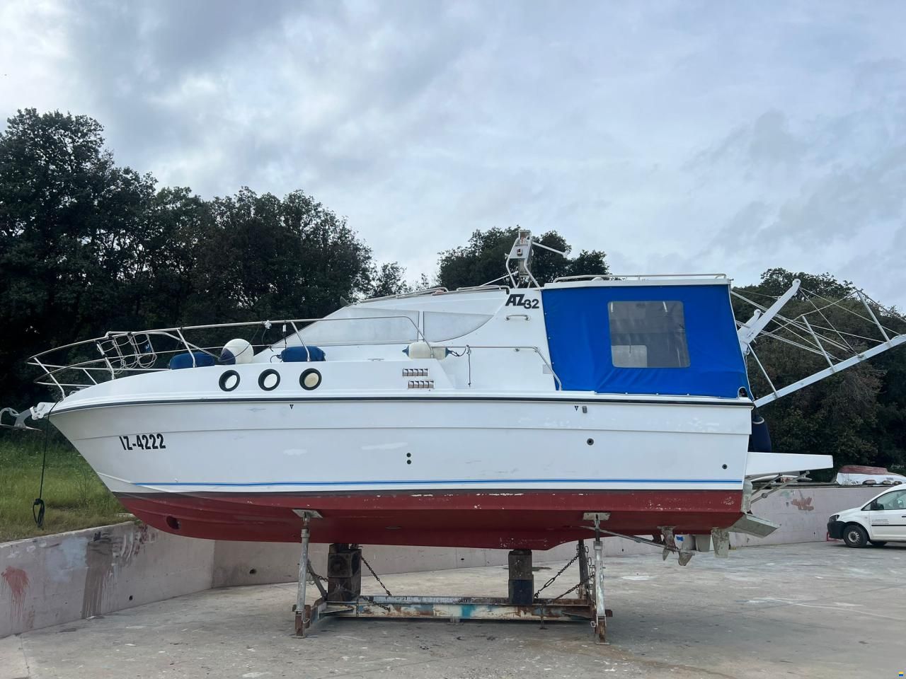Azimut 32