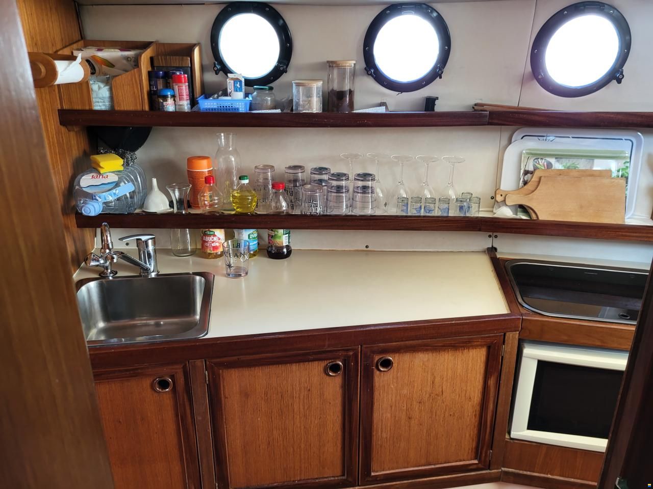 Azimut 32