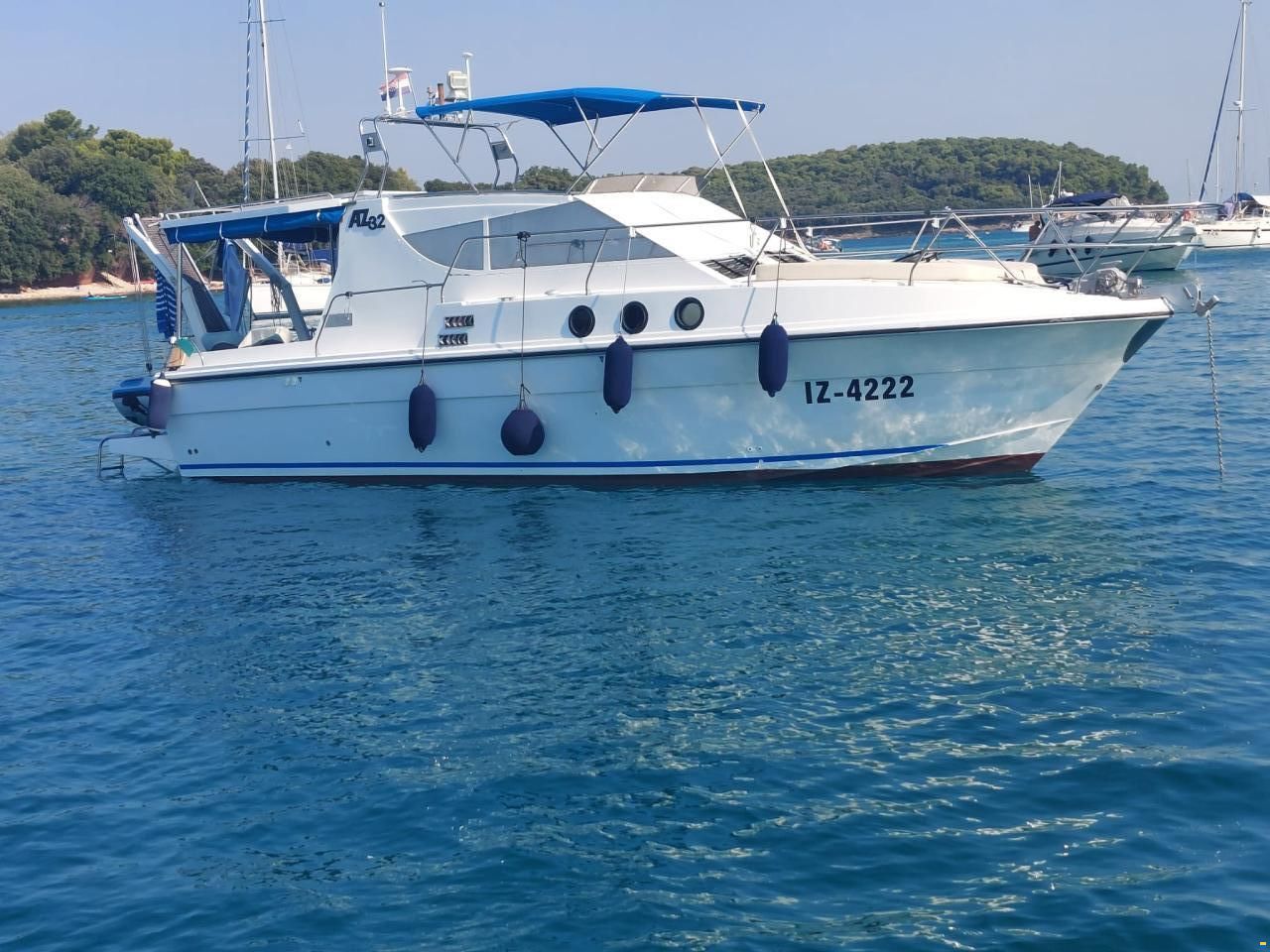 Azimut 32