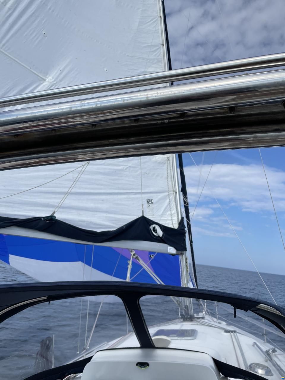 Hunter 33