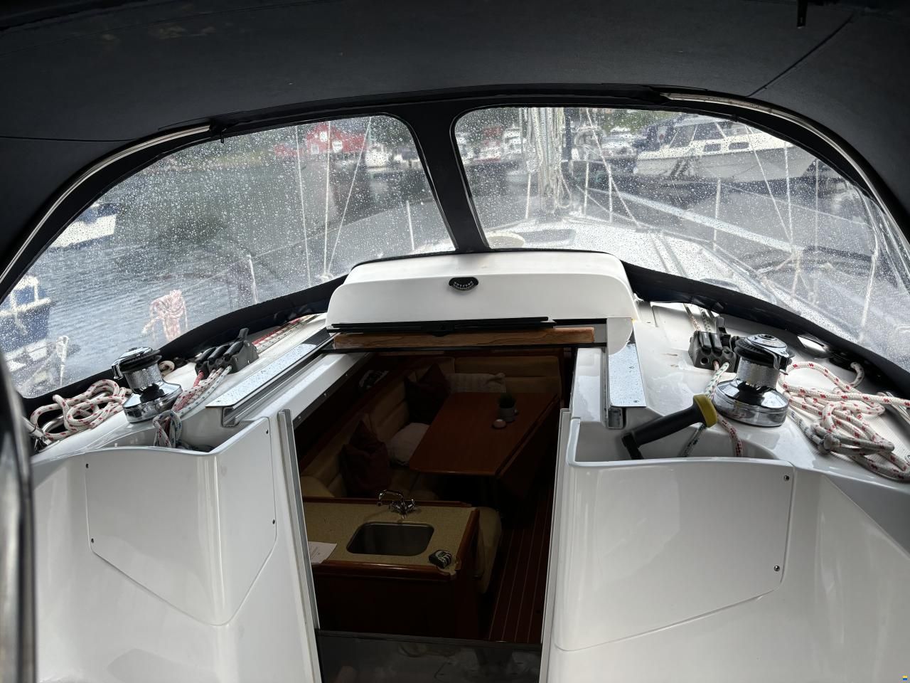 Hunter 33