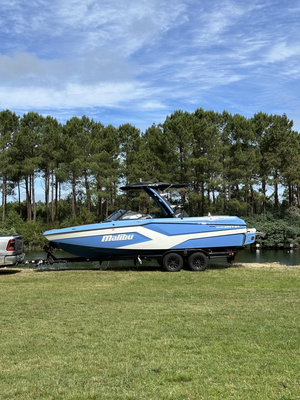Malibu 23 MXZ