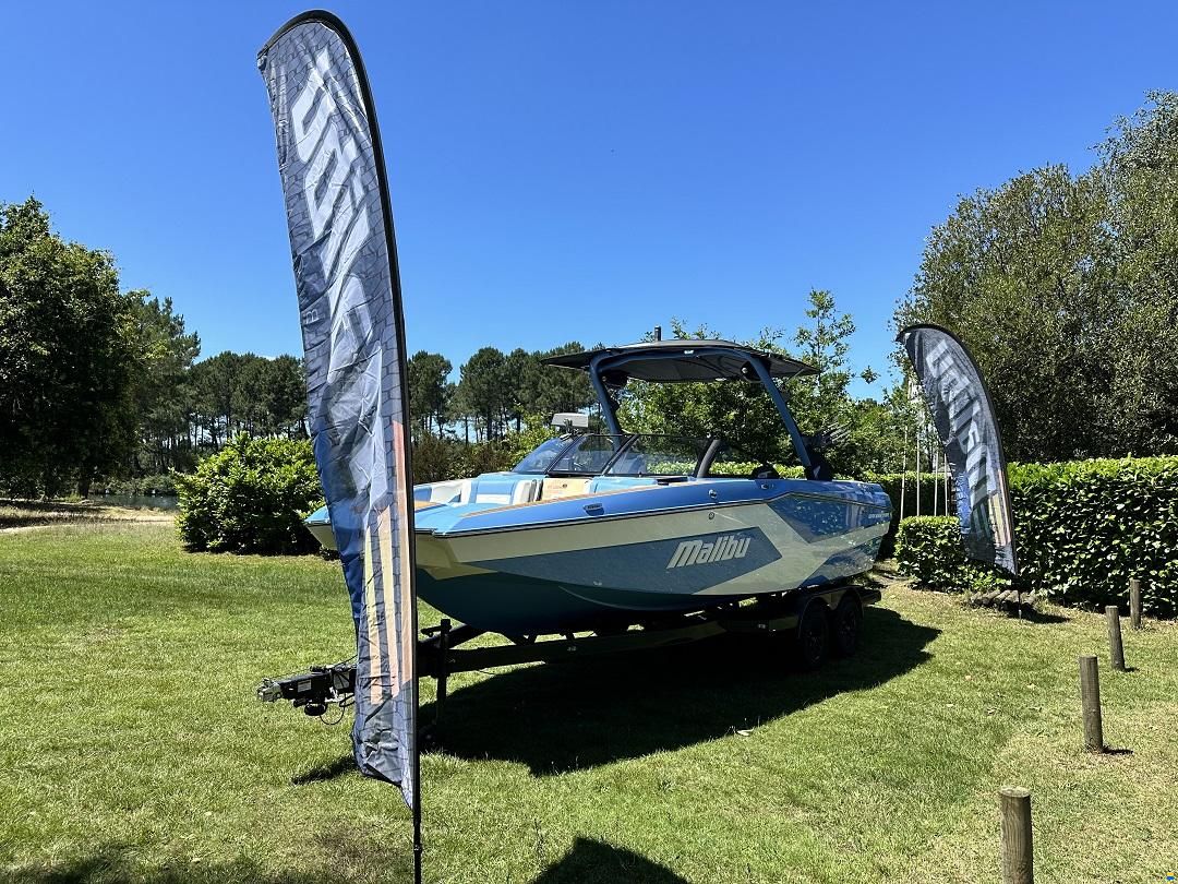 Malibu 23 MXZ