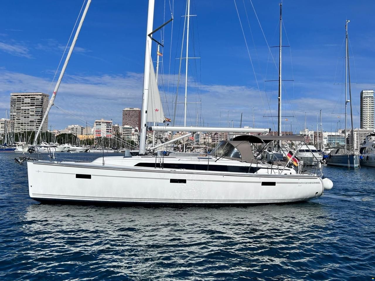 Bavaria Cruiser 41 Style