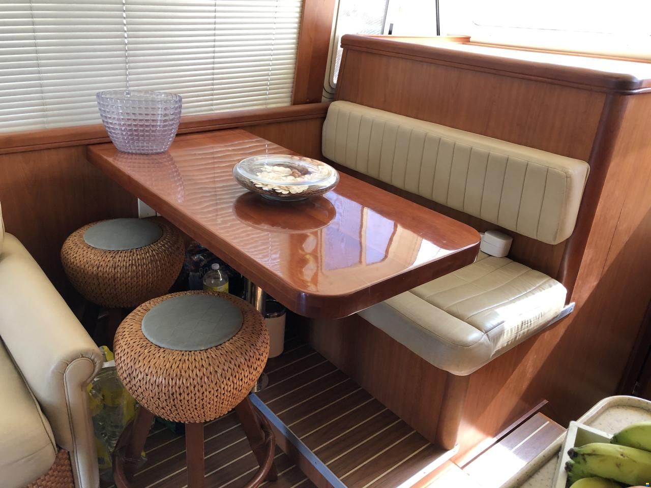 Mainship TRAWLER 400