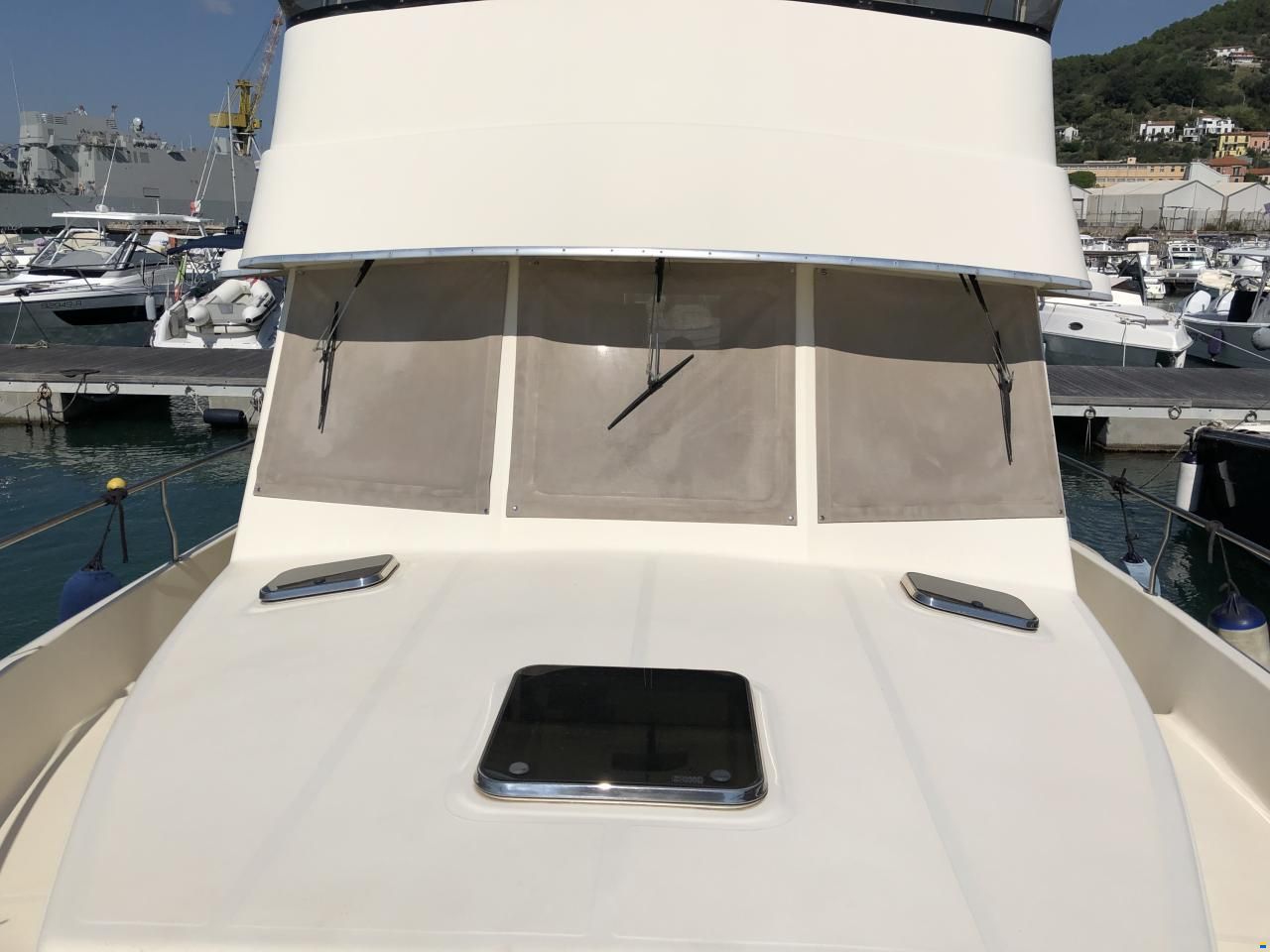 Mainship TRAWLER 400