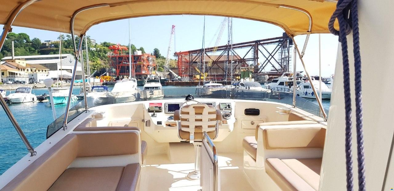 Mainship TRAWLER 400