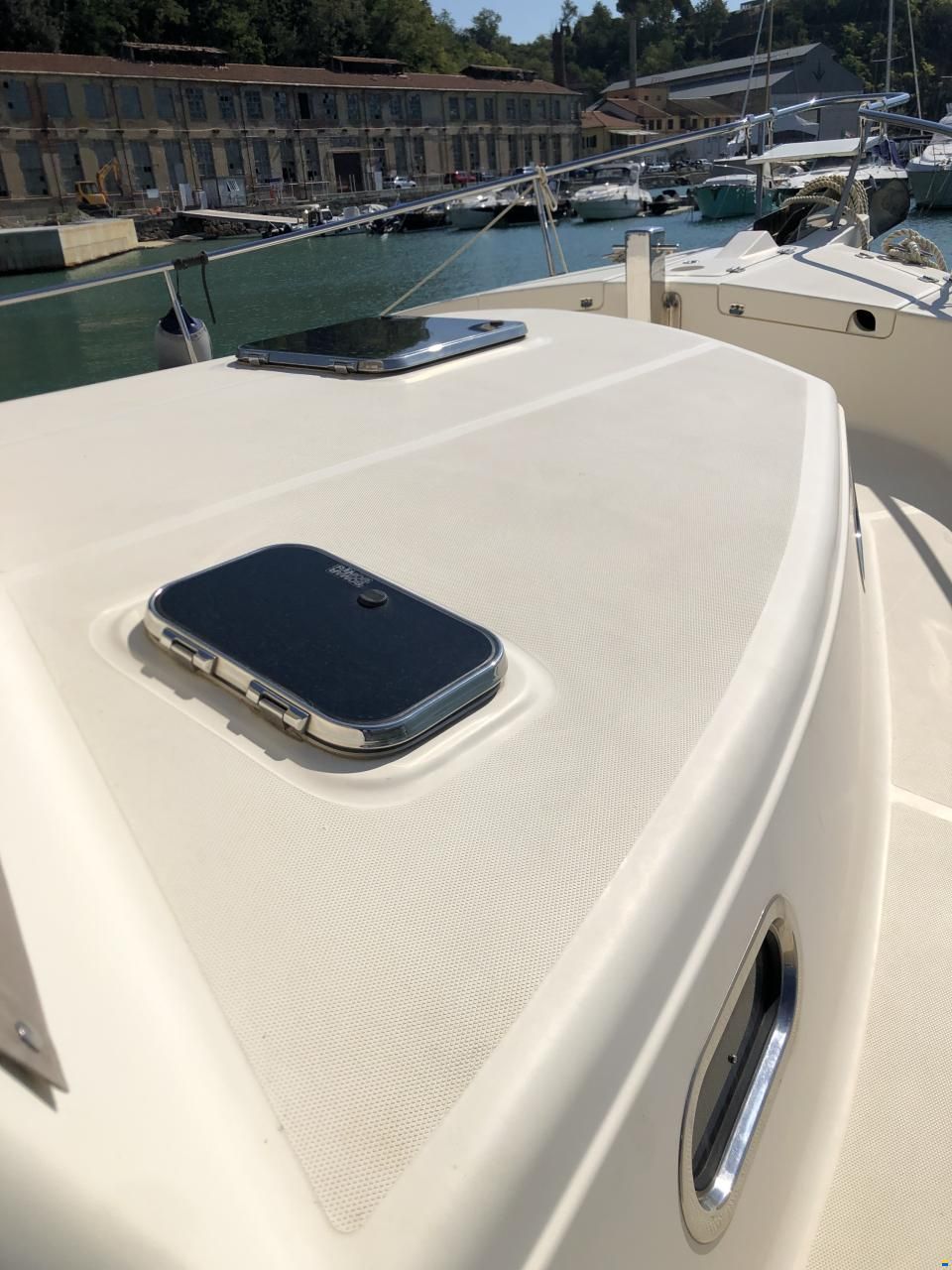Mainship TRAWLER 400