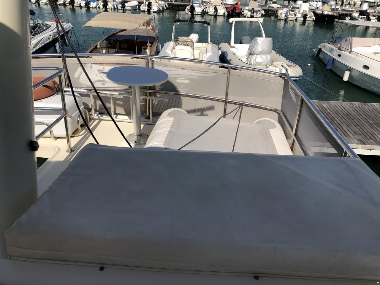 Mainship TRAWLER 400