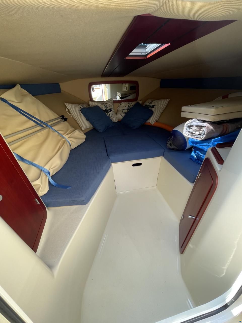 Chris Craft Corsair 28