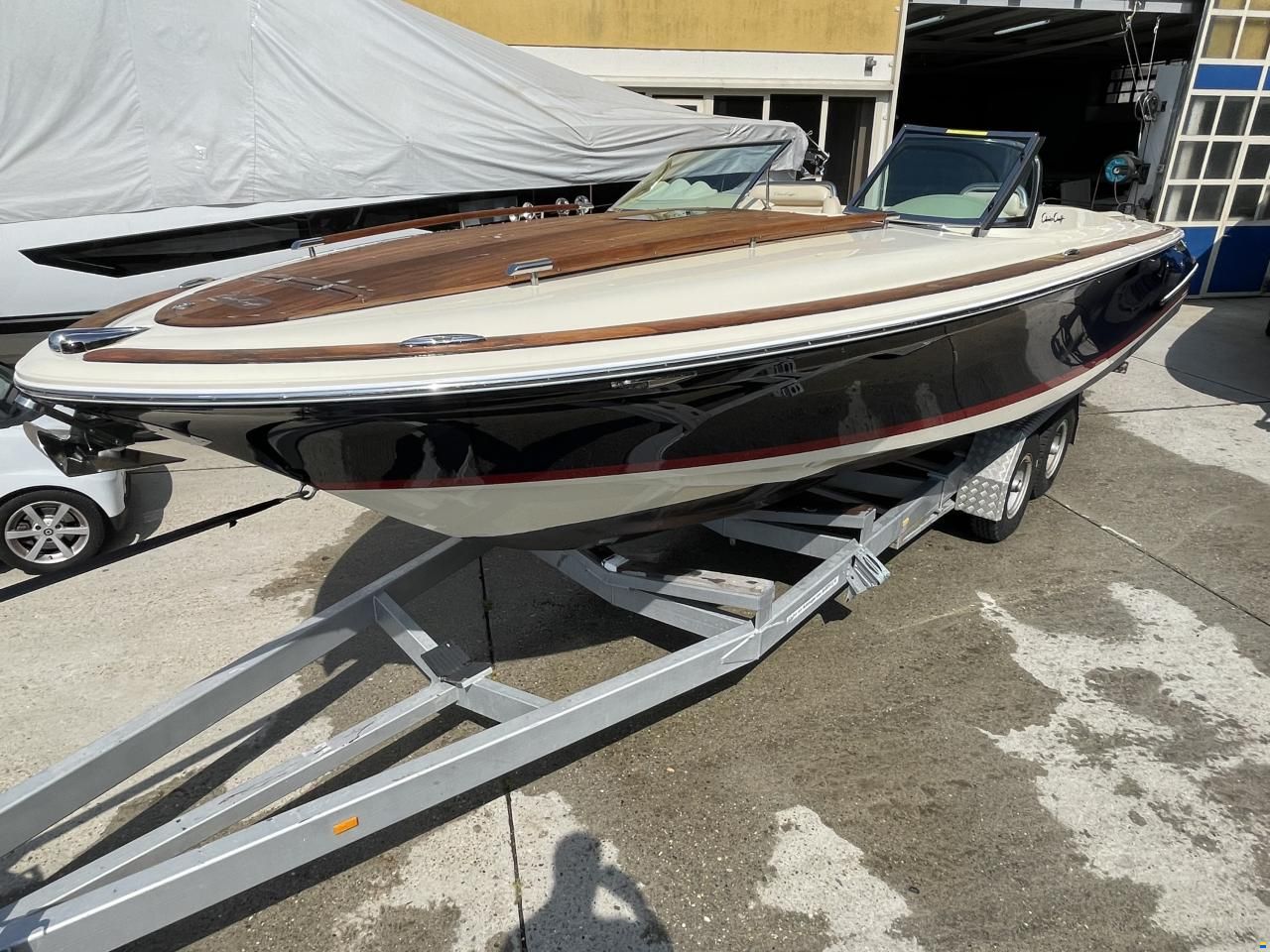 Chris Craft Corsair 28