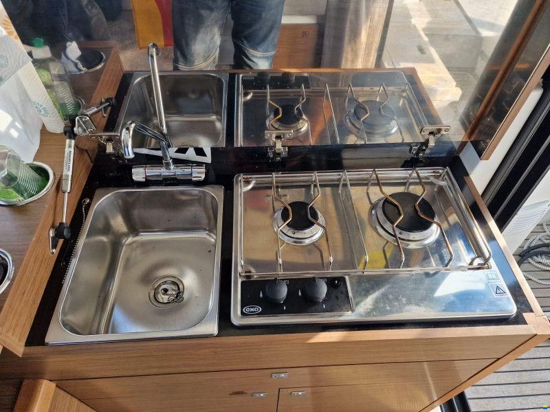 Jeanneau Merry Fisher 895