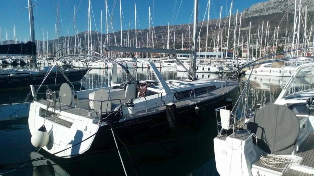 Beneteau Oceanis 48