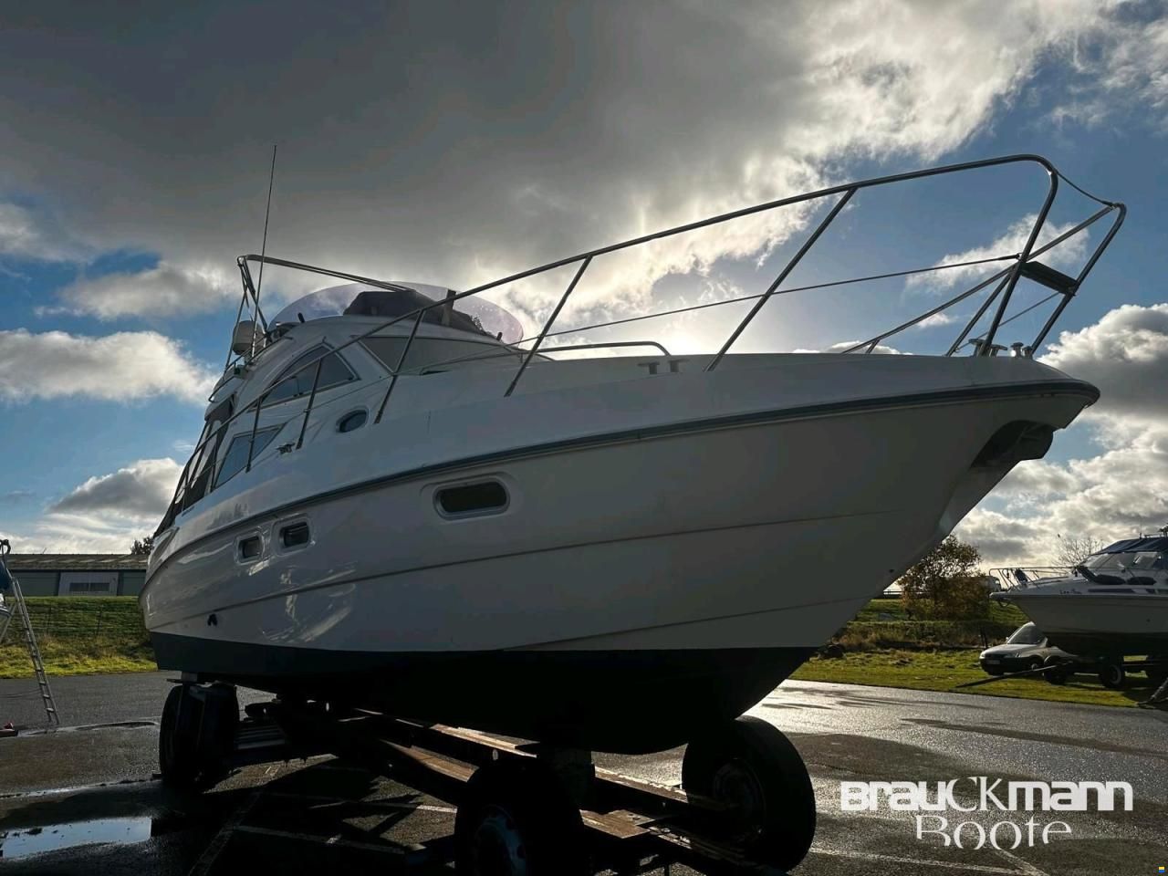 Sealine F 34