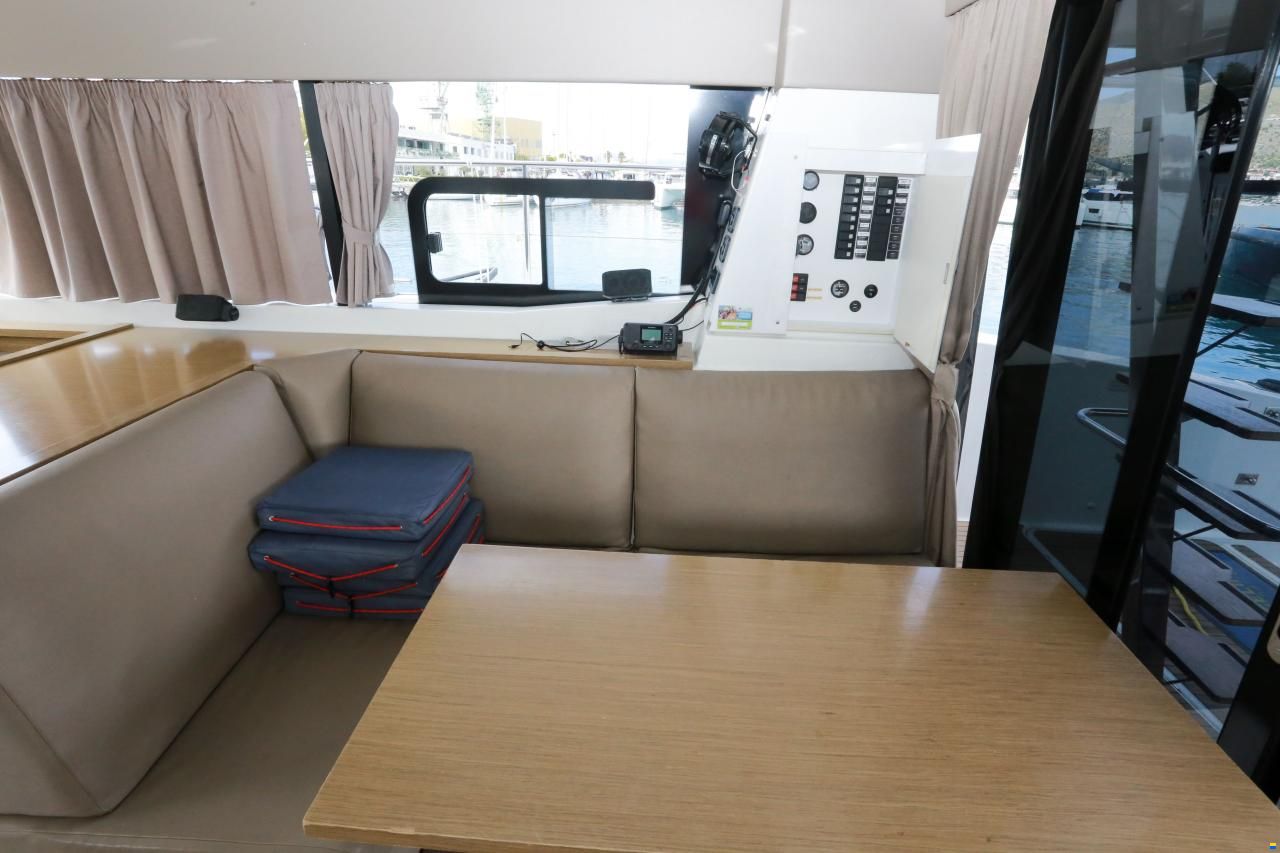 Fountaine Pajot MY 37