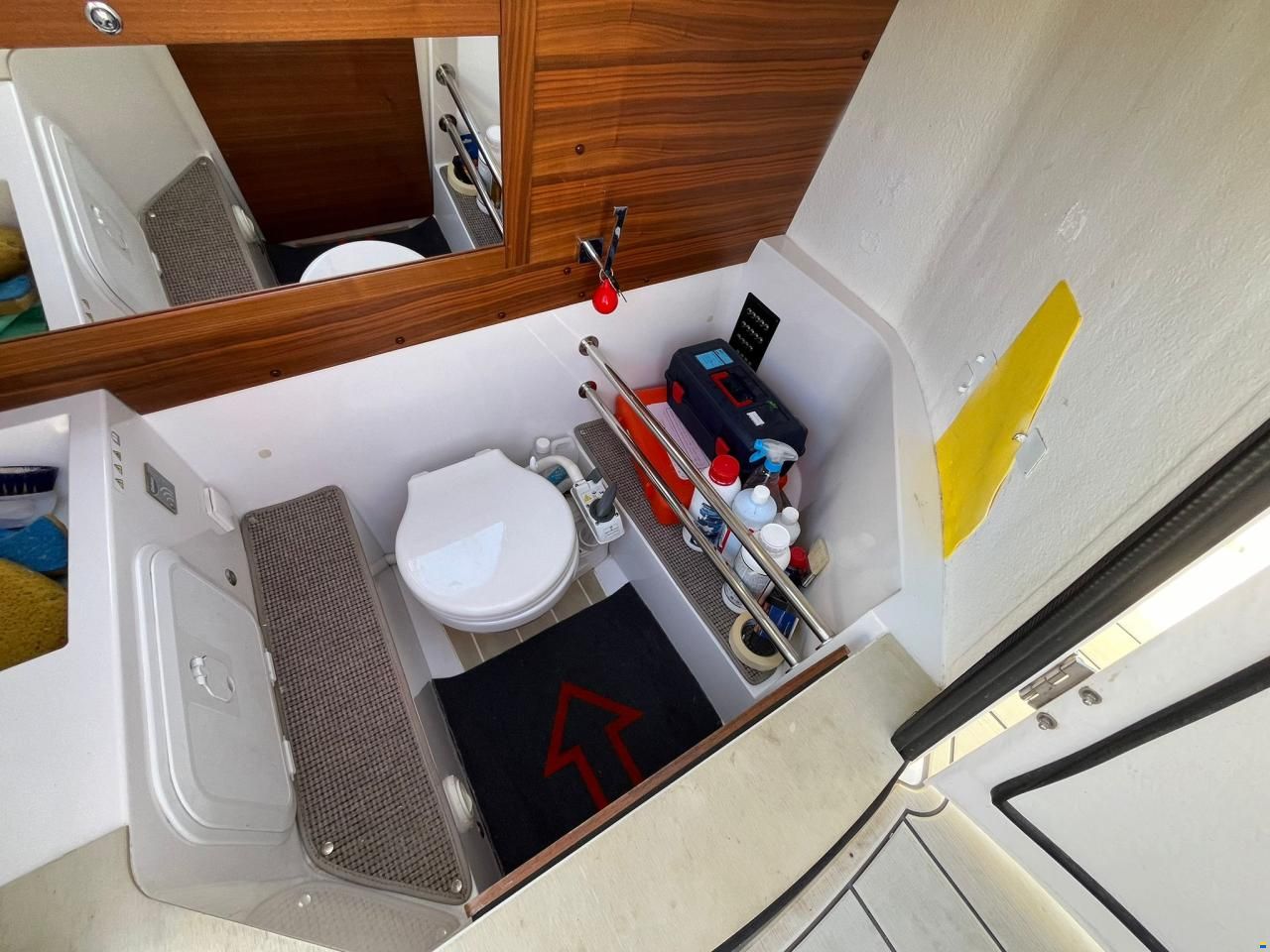 Axopar 28 Cabin