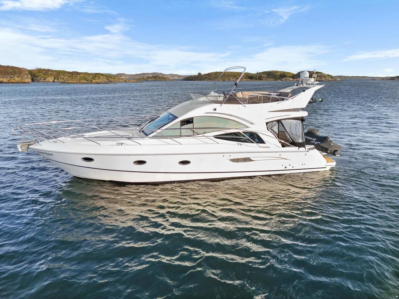 Galeon 440 Fly