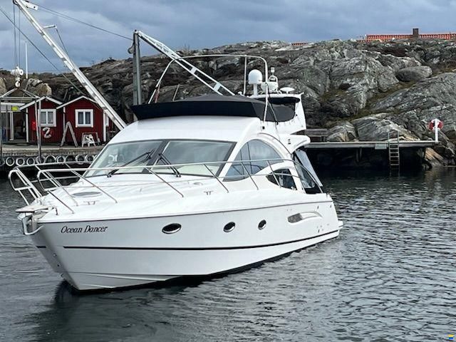 Galeon 440 Fly