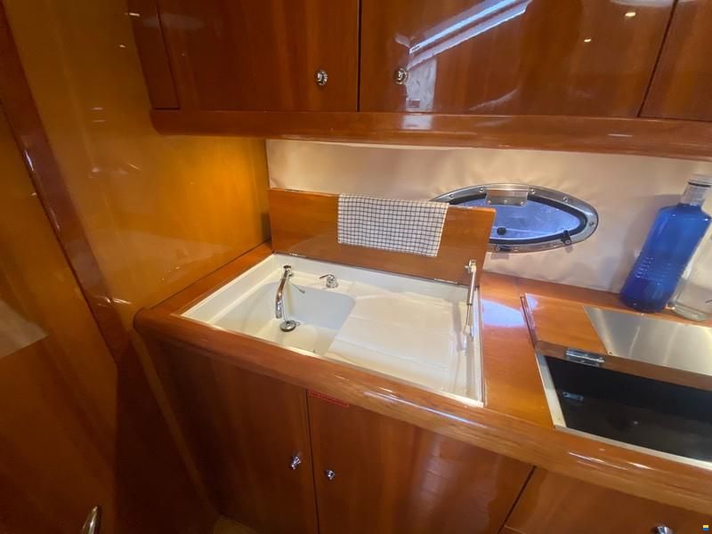 Sunseeker Portofino 46