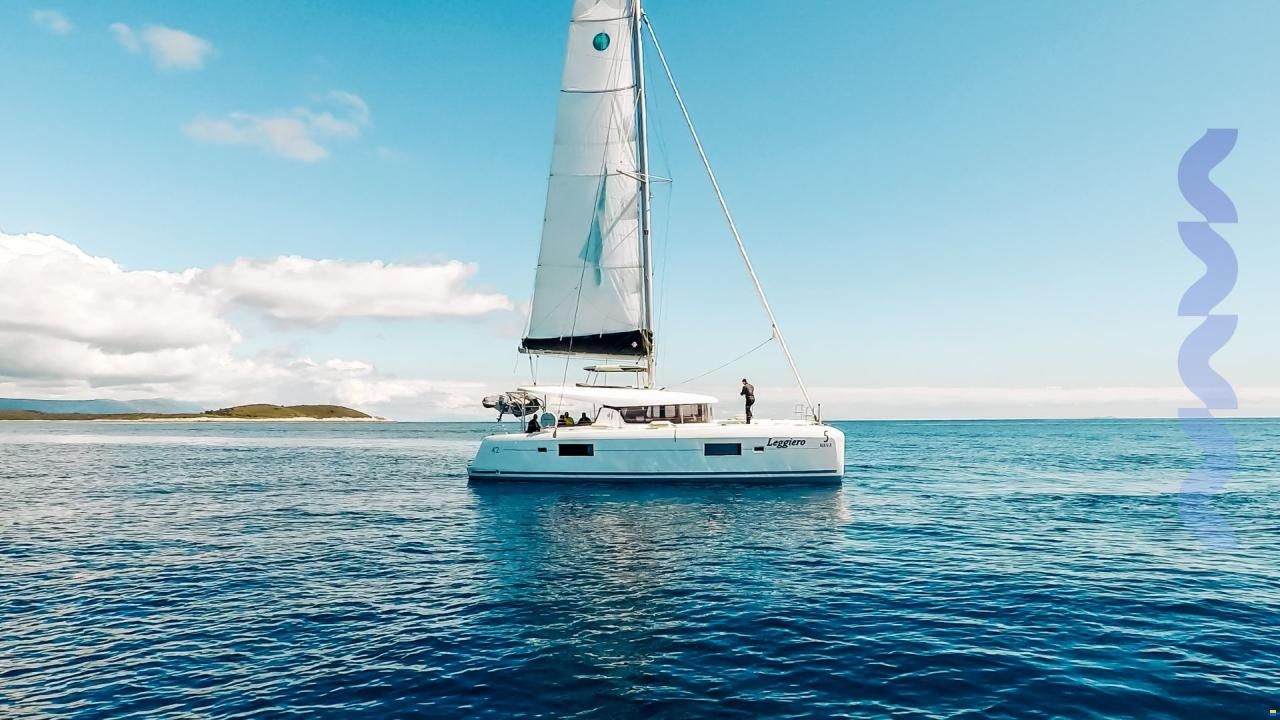 Lagoon 42
