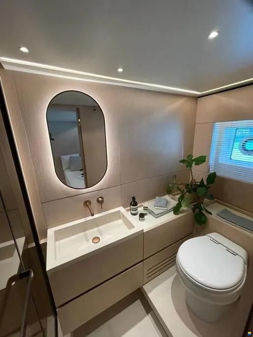 Azimut Seadeck 6