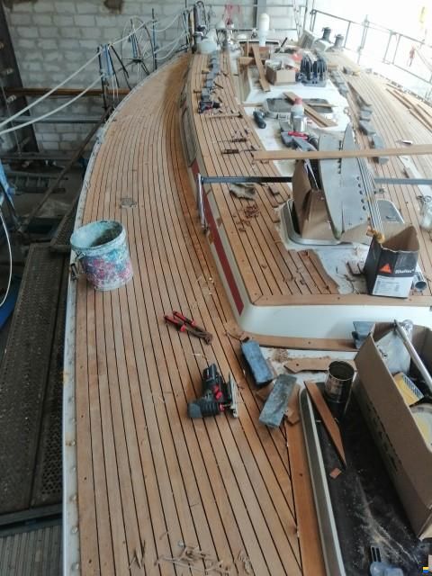 Helmsman 43