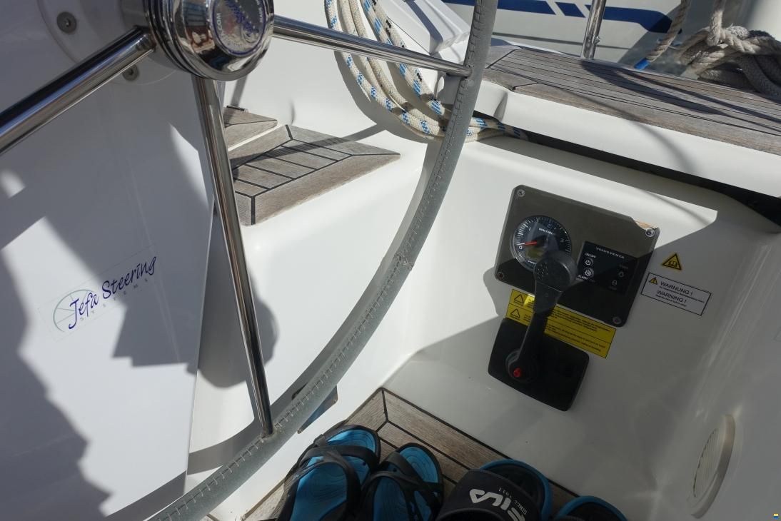 Hanse 345