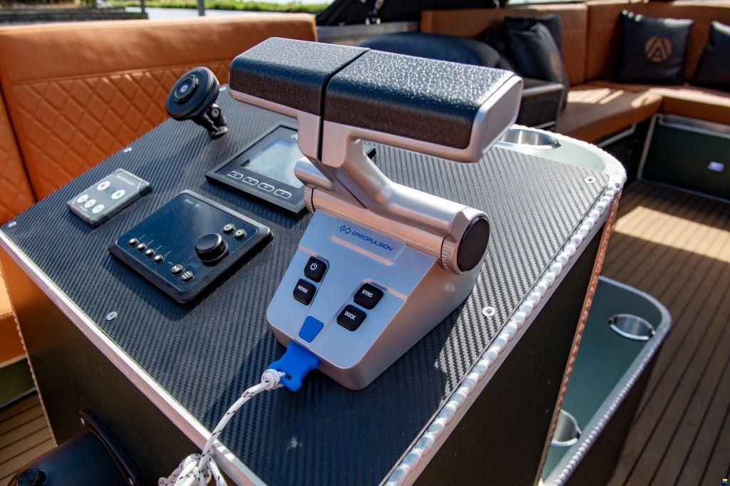 AluShip E700