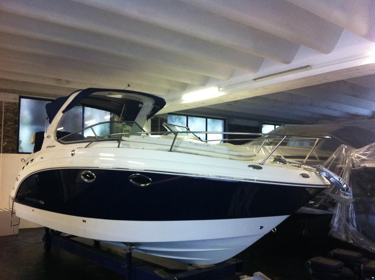 Chaparral Signature 270