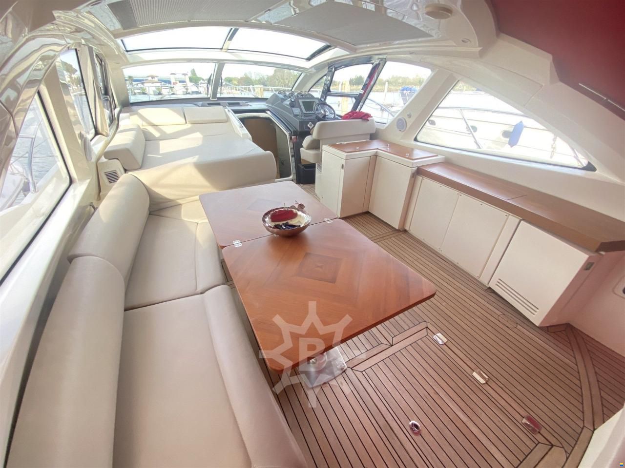 Atlantis 54