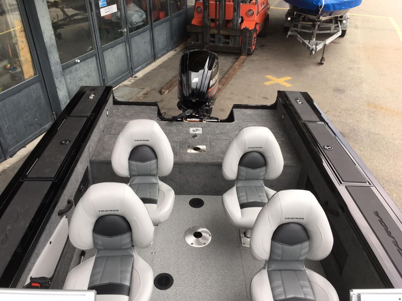 Tracker Marine Targa V18 WT