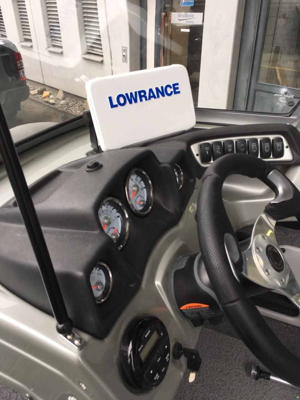 Tracker Marine Targa V18 WT