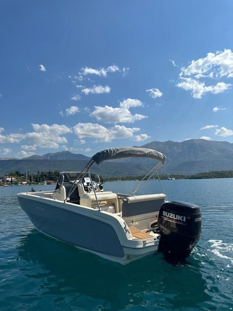 Invictus FX240