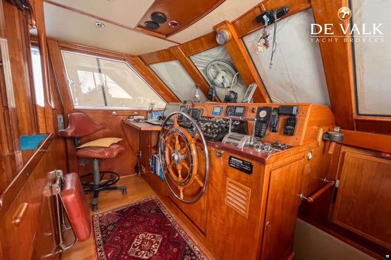 Fleur de Lys 54