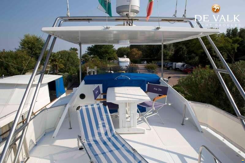 Fleur de Lys 54