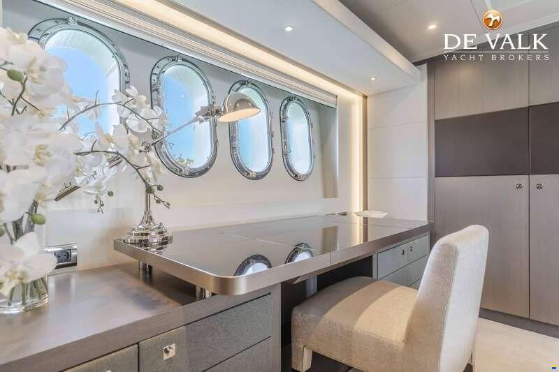 Van der Valk Continental II 23M
