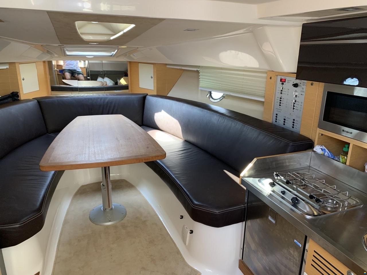 Cranchi Endurance 33