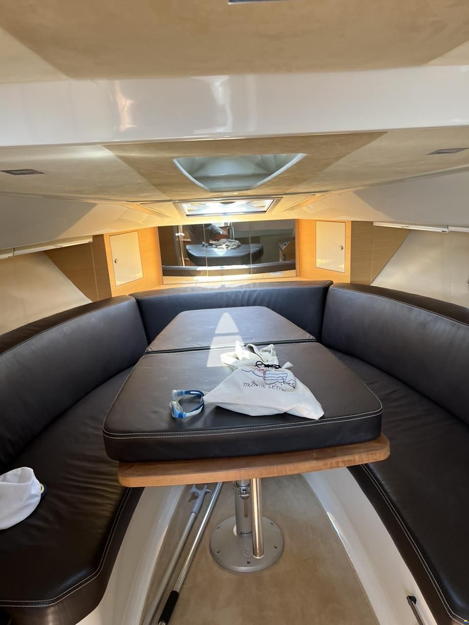 Cranchi Endurance 33