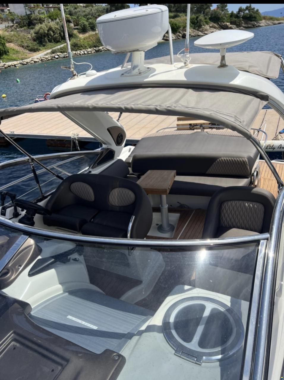 Cranchi Endurance 33