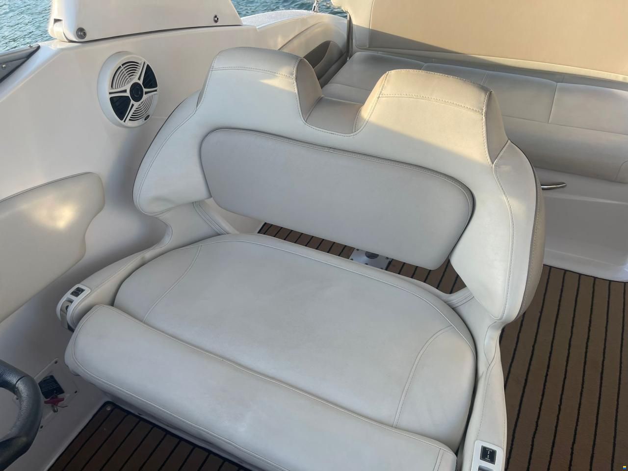 Chaparral 270 Signature