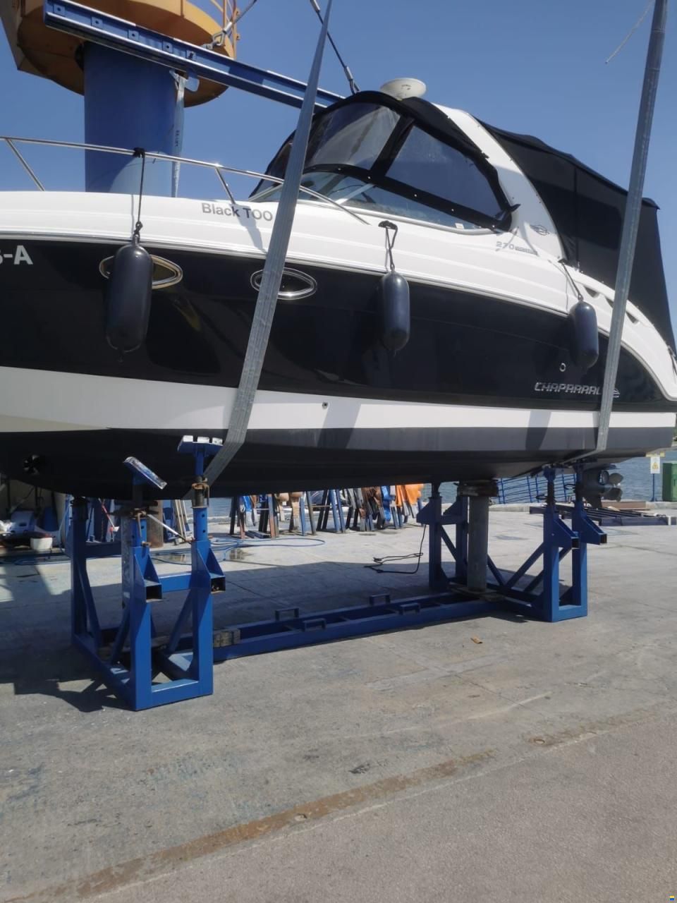 Chaparral 270 Signature