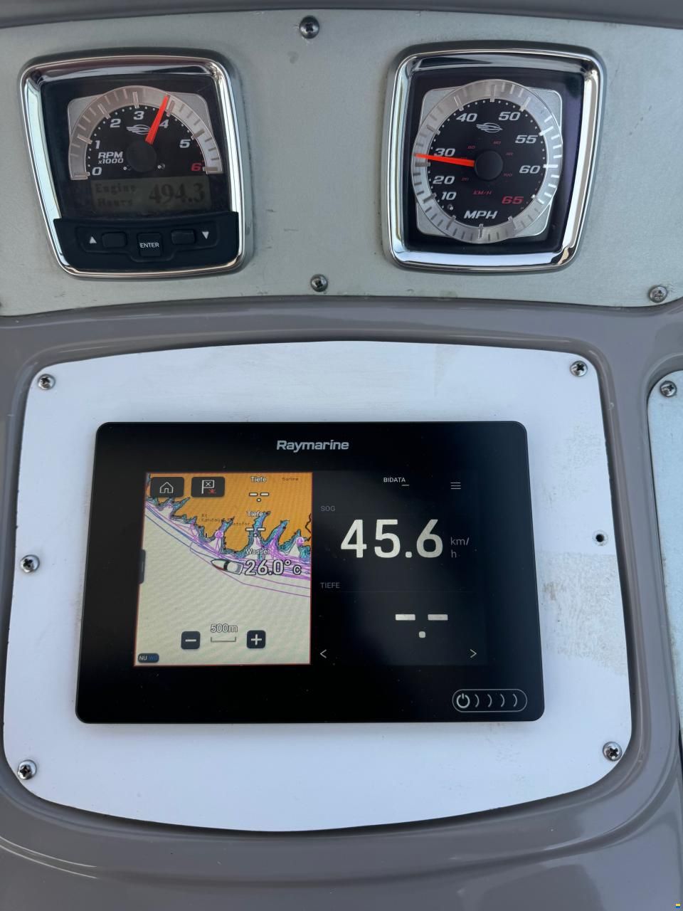 Chaparral 270 Signature