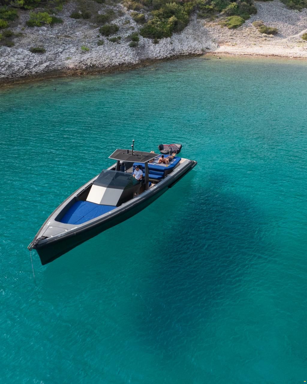 Wally Tender 45