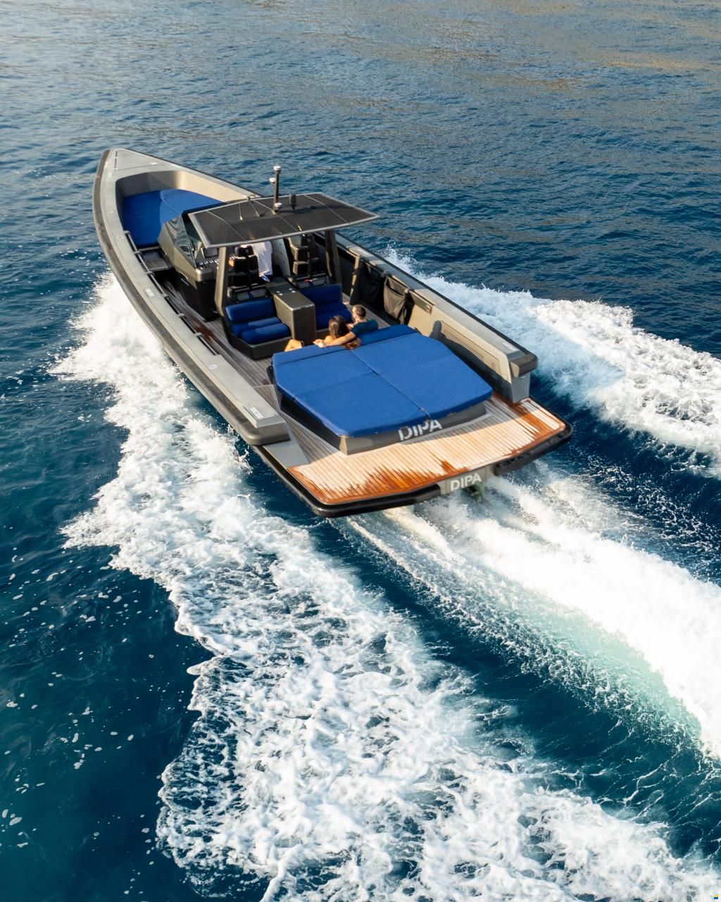 Wally Tender 45